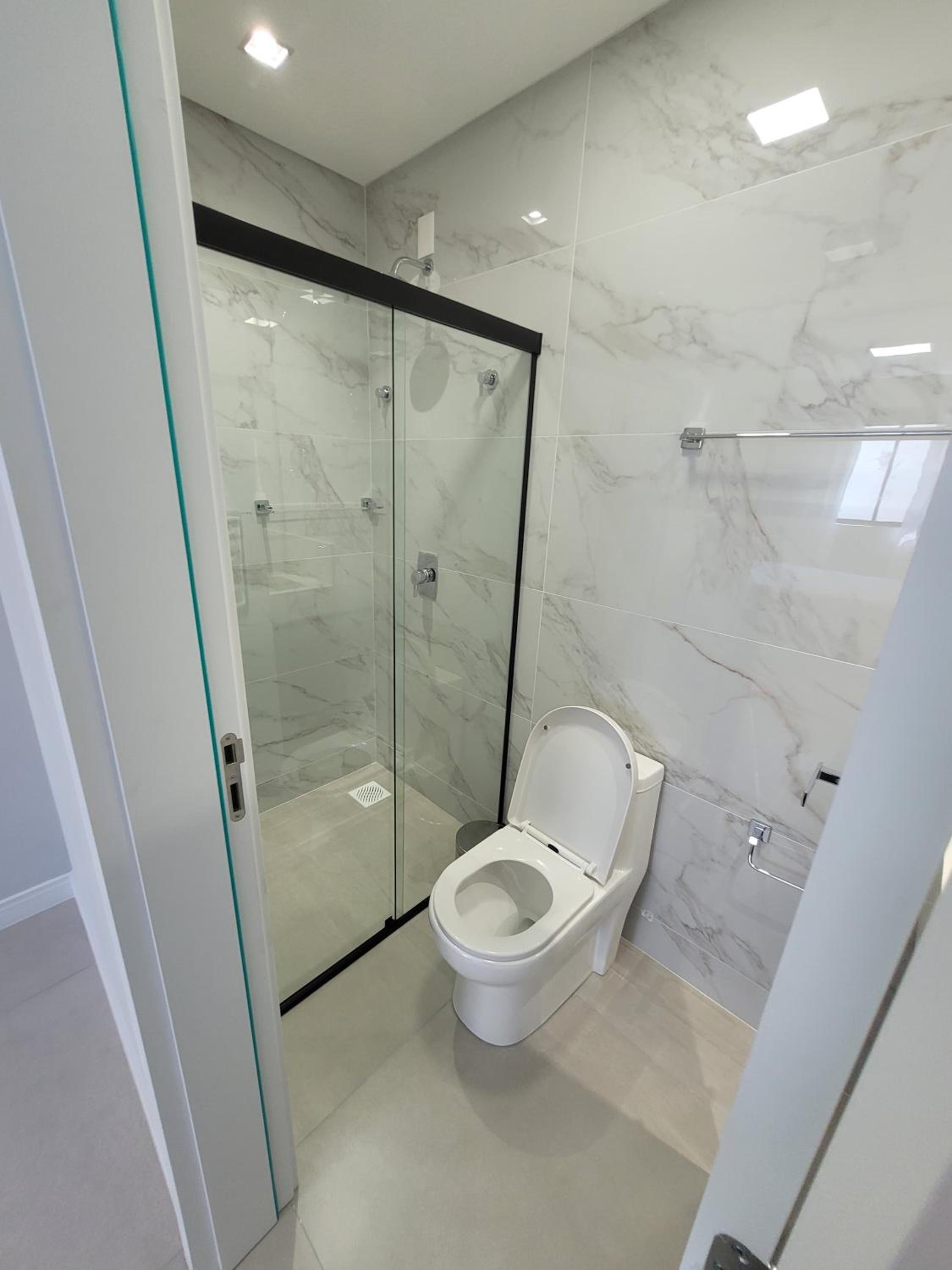 Cobertura duplex alto padrão 200m da praia