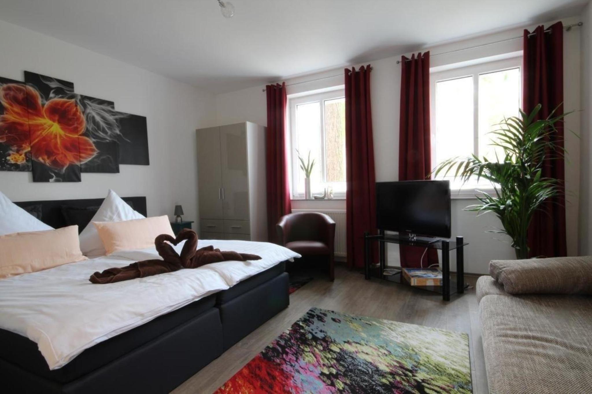 Ferienwohnung in FürstenbergHavel mit Terrasse, Grill und Garten und Seeblick