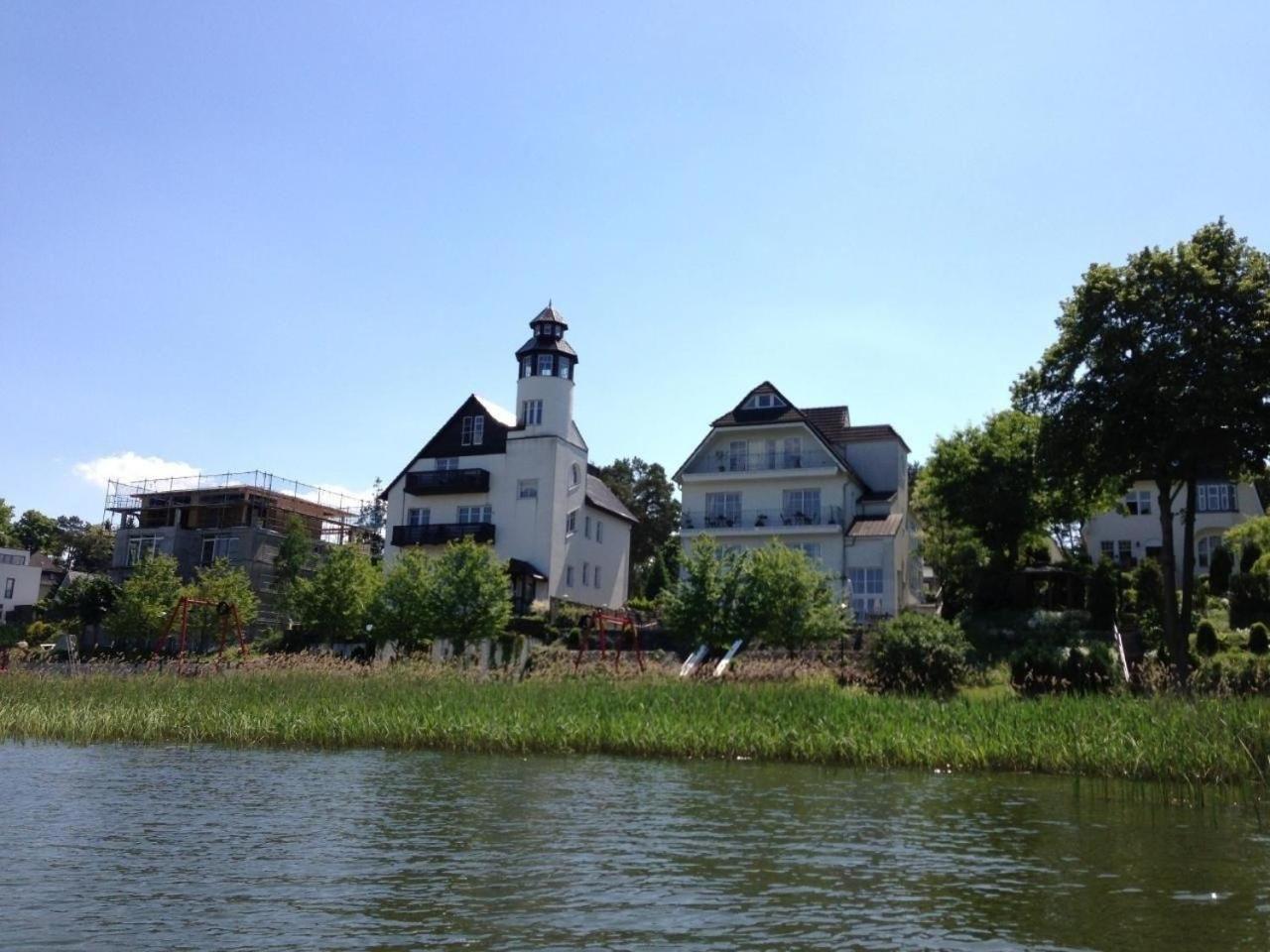 Ferienwohnung in FürstenbergHavel mit Terrasse, Grill und Garten und Seeblick