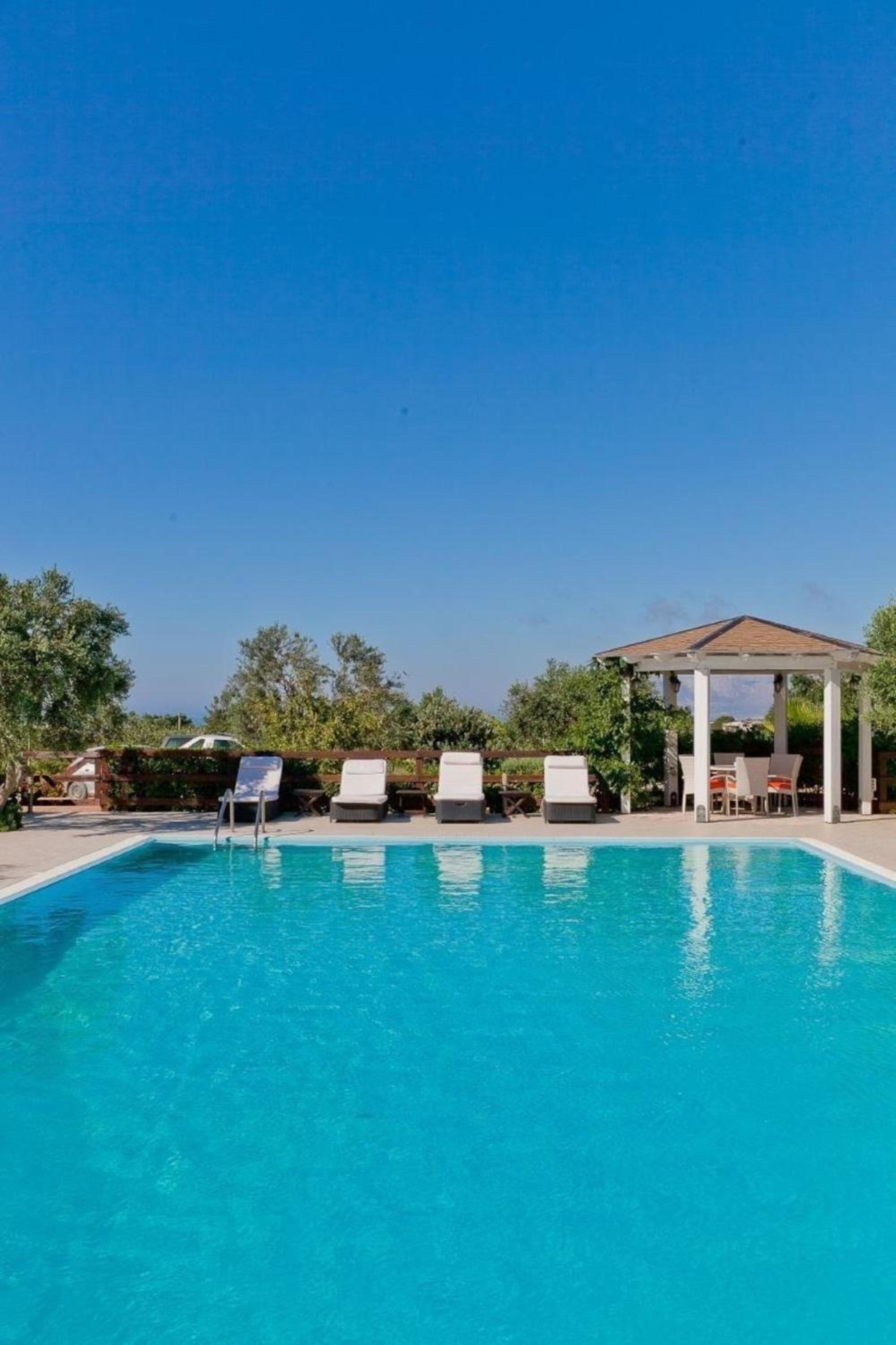 Villa Tenute Aversa mit Privatpool view 3