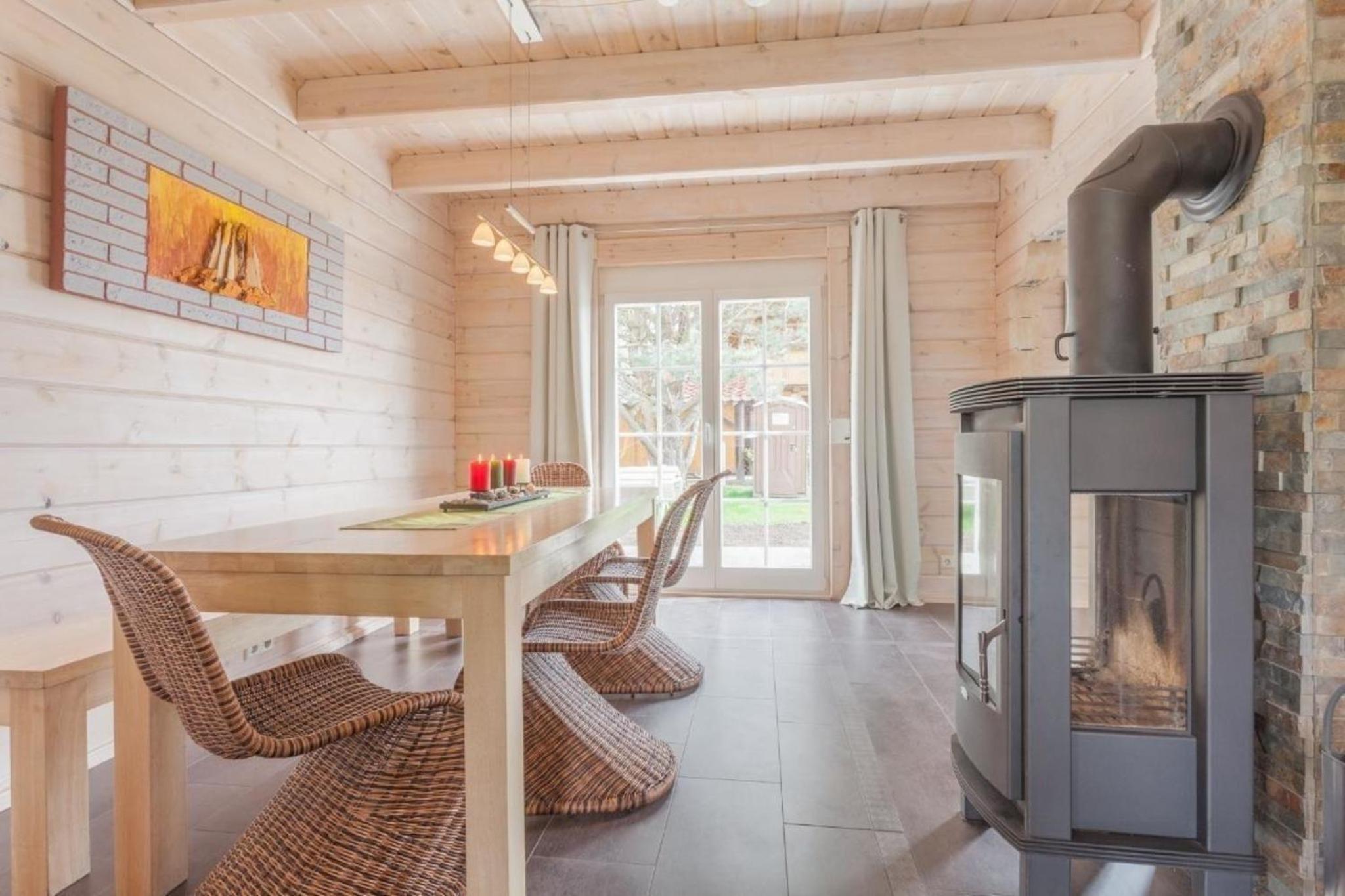 Ferienhaus in Lancken mit Grill und Garten