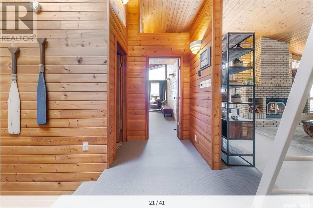 My Lovely Lakeview Cottage Saskatchewan Beach 3 Bed - 2 Bath Cabin