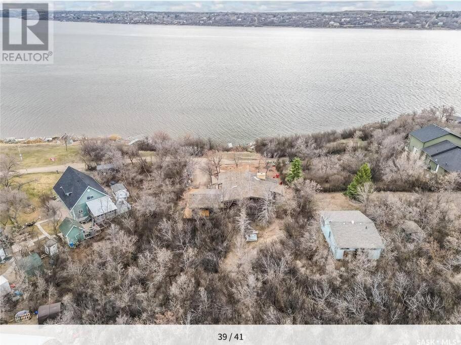 My Lovely Lakeview Cottage Saskatchewan Beach 3 Bed - 2 Bath Cabin