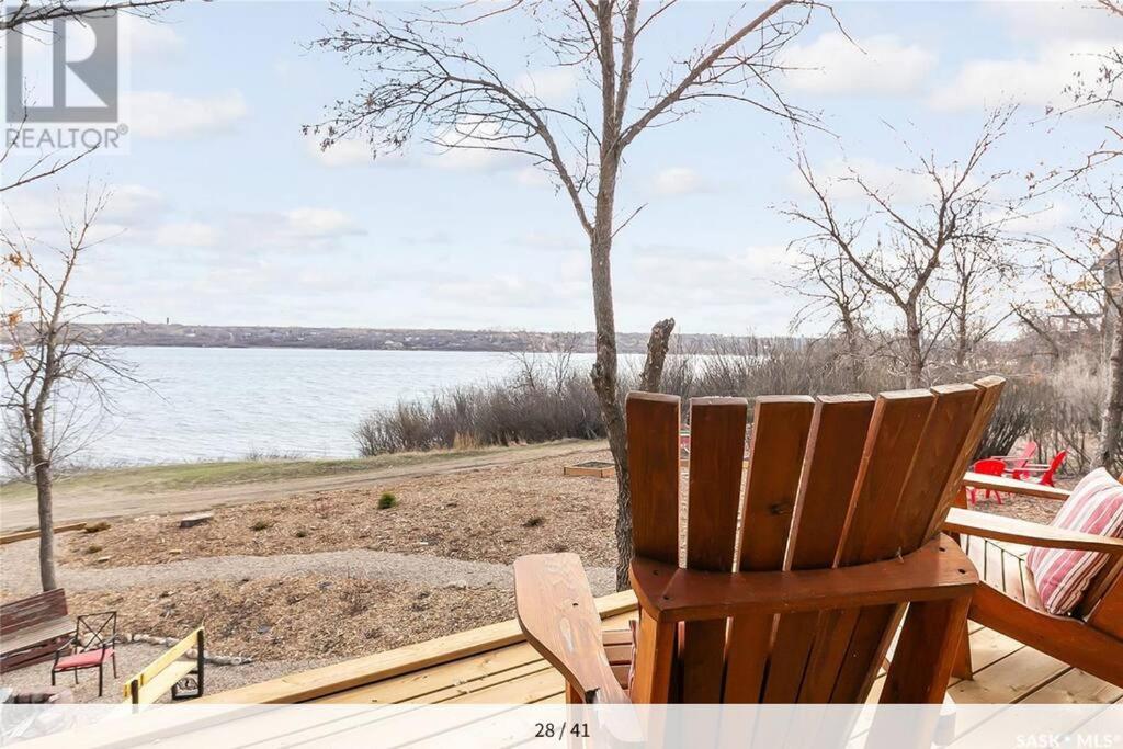 My Lovely Lakeview Cottage Saskatchewan Beach 3 Bed - 2 Bath Cabin