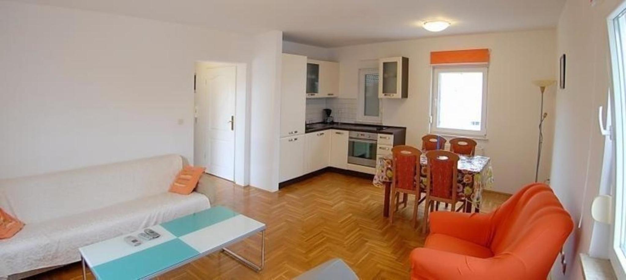 Appartement In Medulin Mit Terrasse