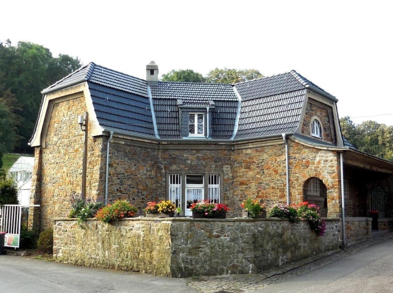 Denkmalgeschützte van de Velde-Villa