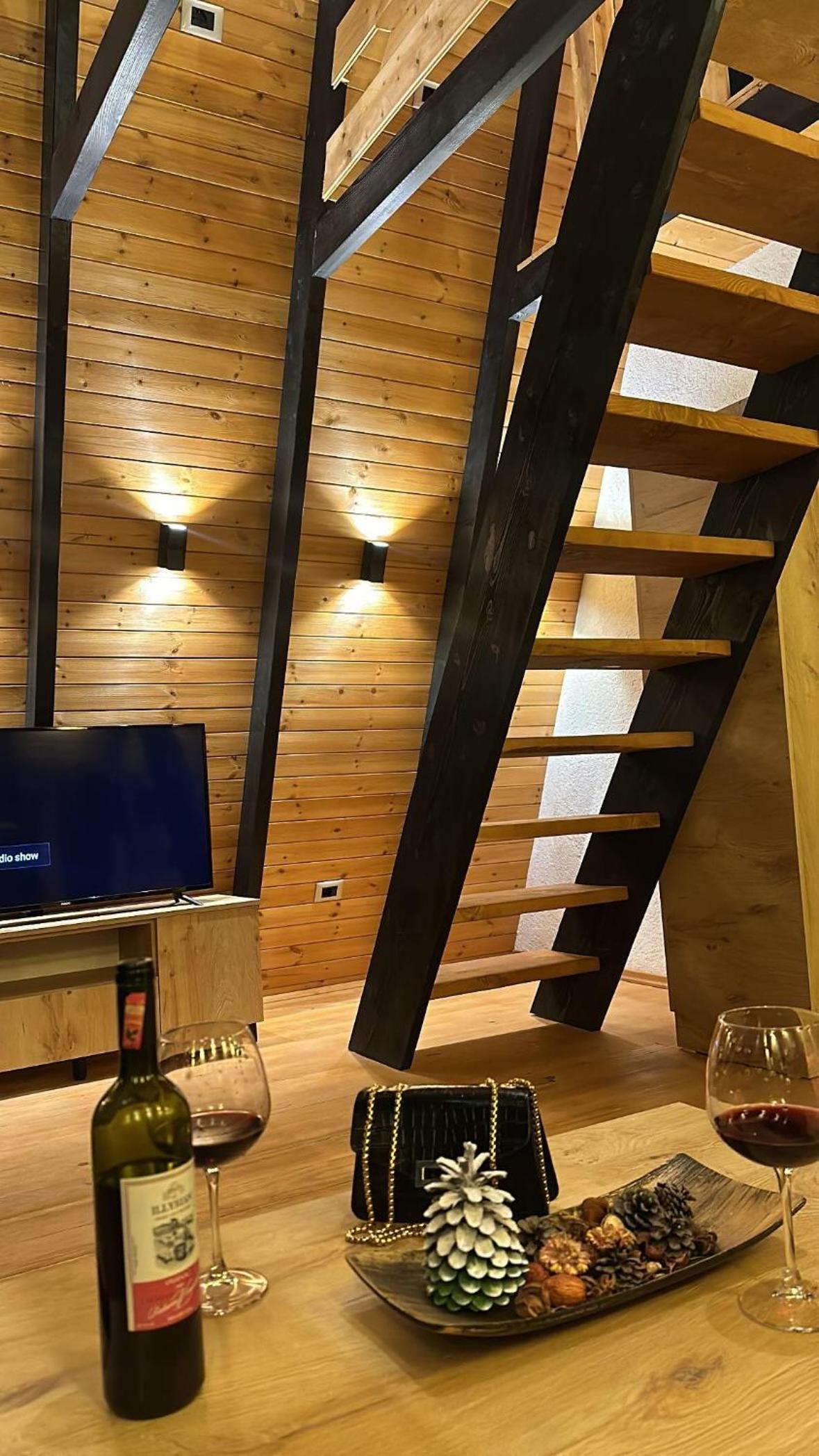 Vila Alpine Arlon Gjinar