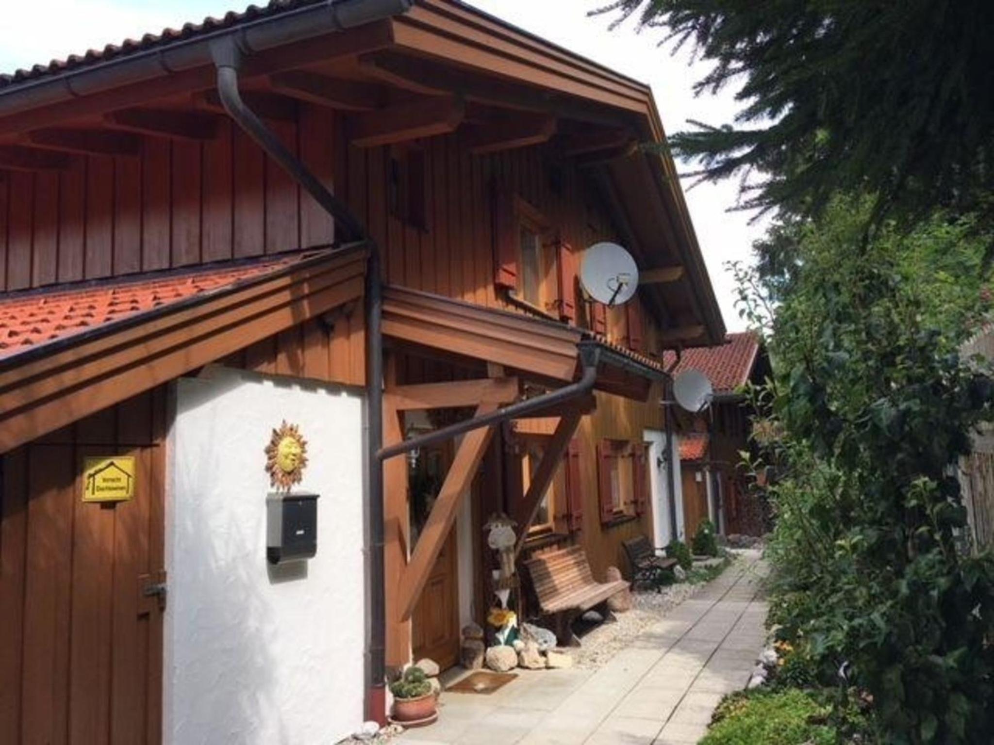 Ferienhaus in ruhiger Lage, mit Balkon, Terrasse und eigenem Gartenteil