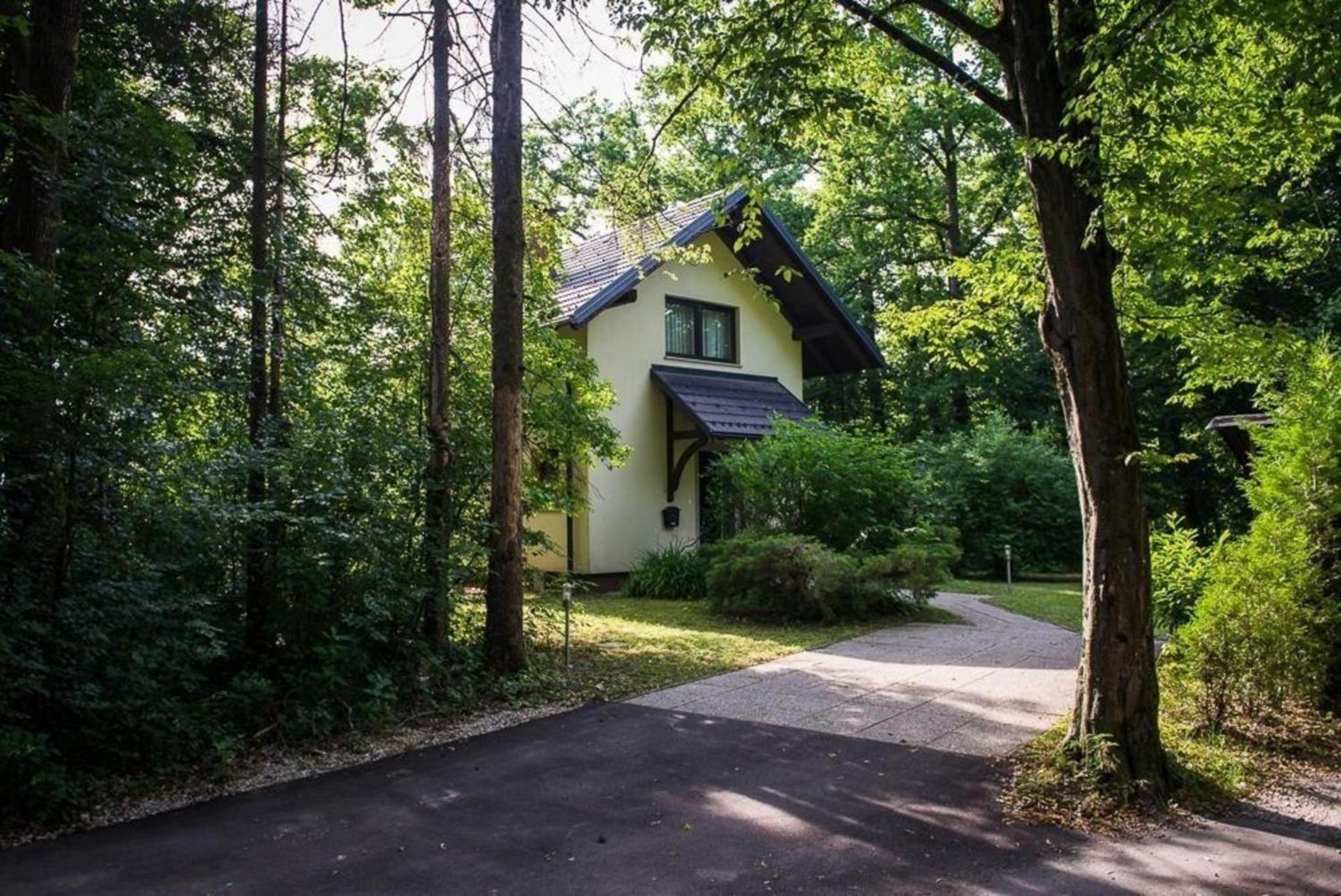 Kleinhaus Am Rande Des Waldes view 3