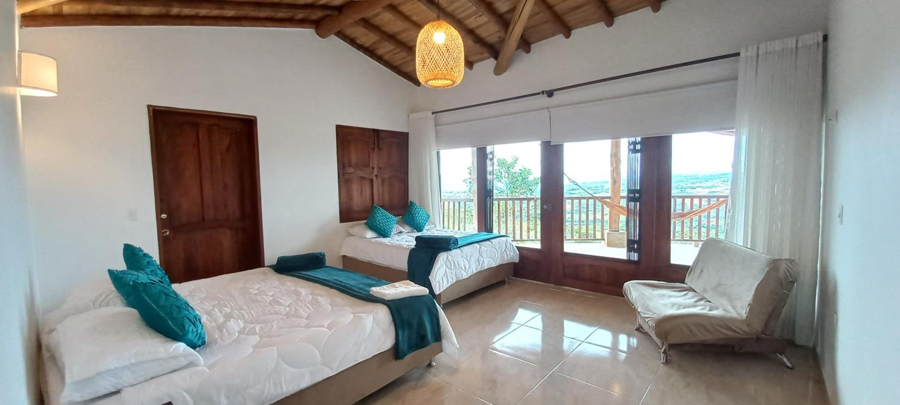 CASAS CAMPESTRES VILLA COVA Da IRIA BARICHARA