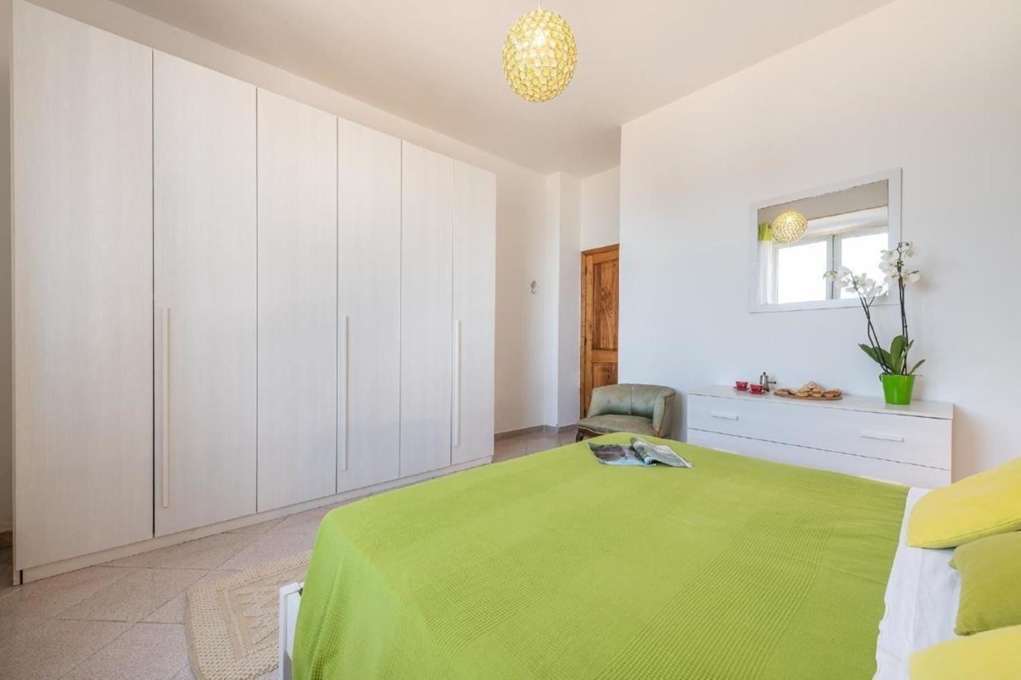 Schöne Wohnung in Cala Gonone und Meerblick und Neben dem Strand