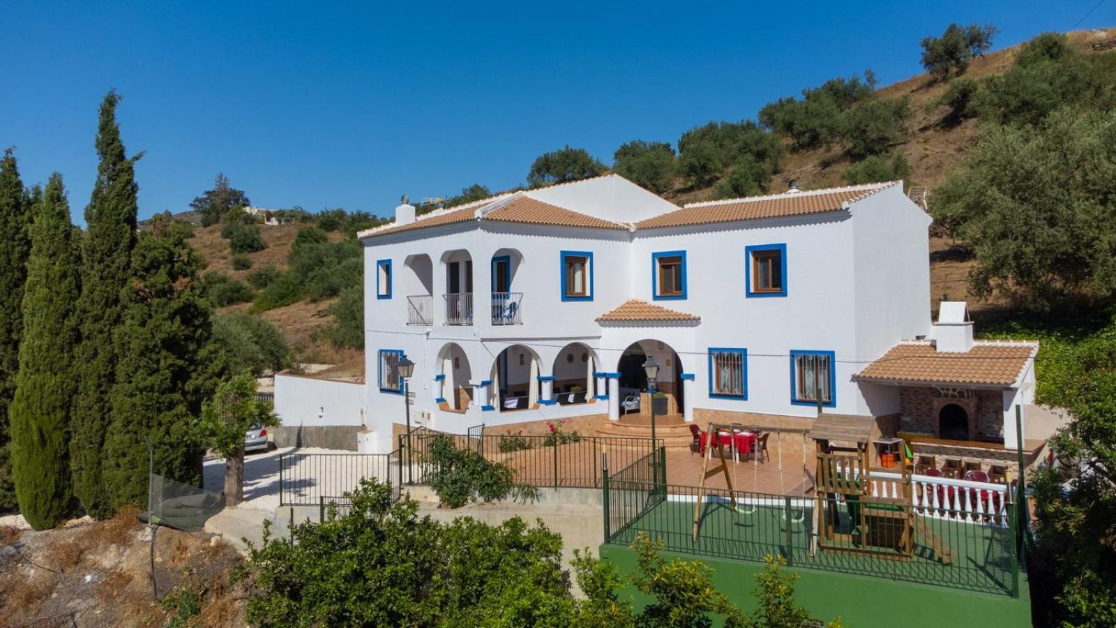 Casa Olivares Altos Sayalonga by Ruralidays