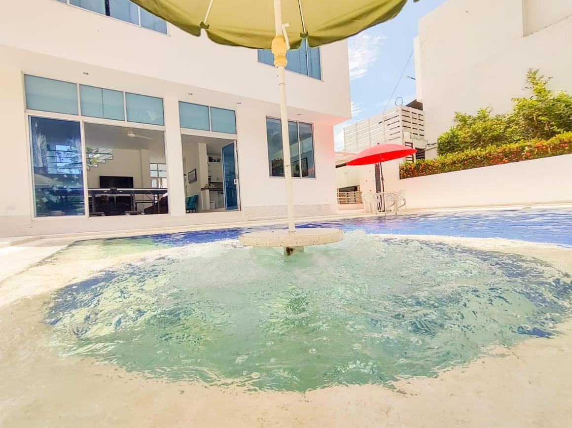 Bellísima casa quinta capacidad 20 personas