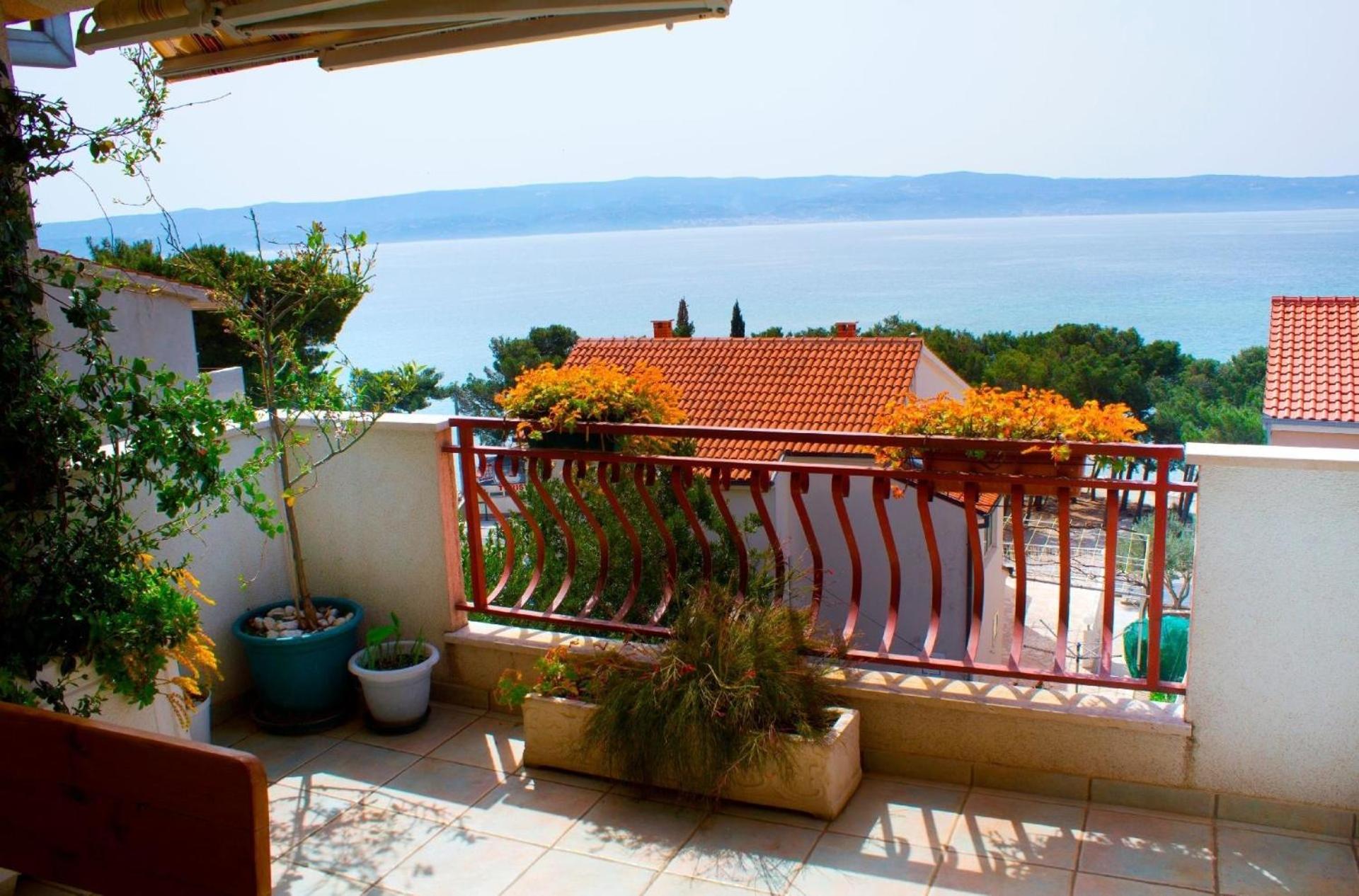 Geräumige Wohnung mit Balkon und Meerblick view 3