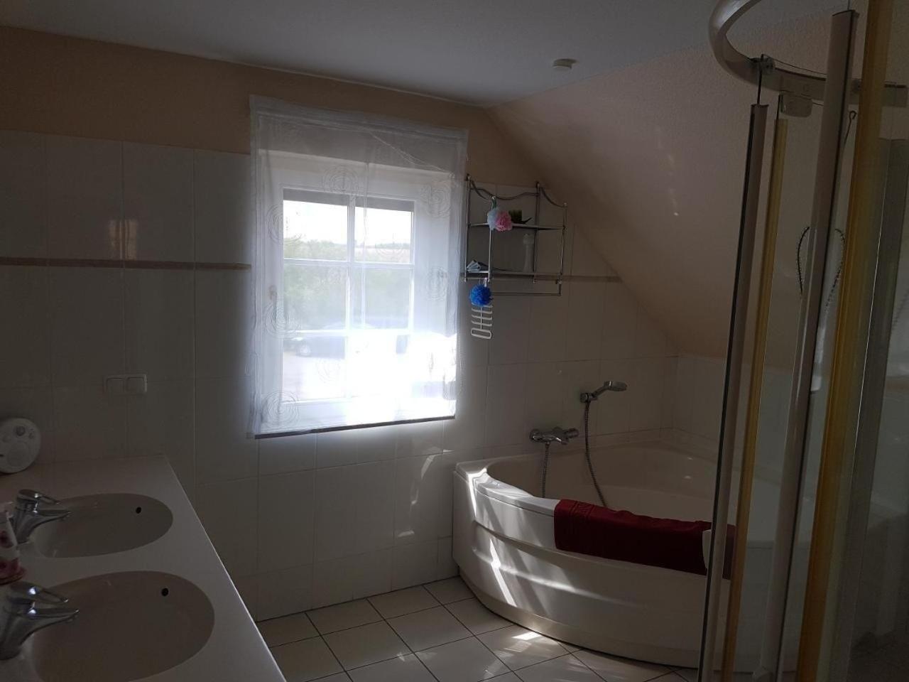 Wunderschones Ferienhaus in Radewege mit Schonem Garten - Property Image 10