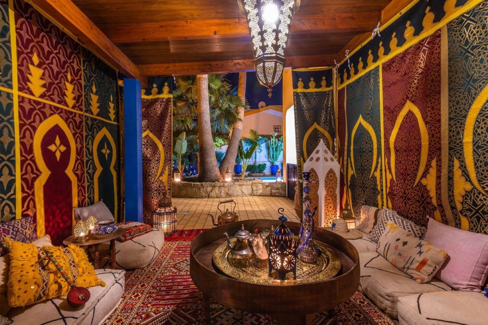 lounge