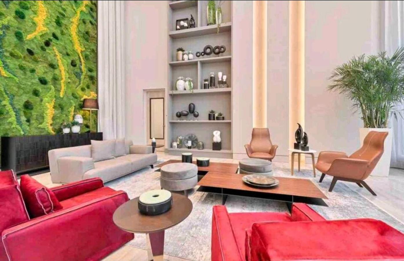 Stylish 1-Bedroom Getaway Apt- pool & gym