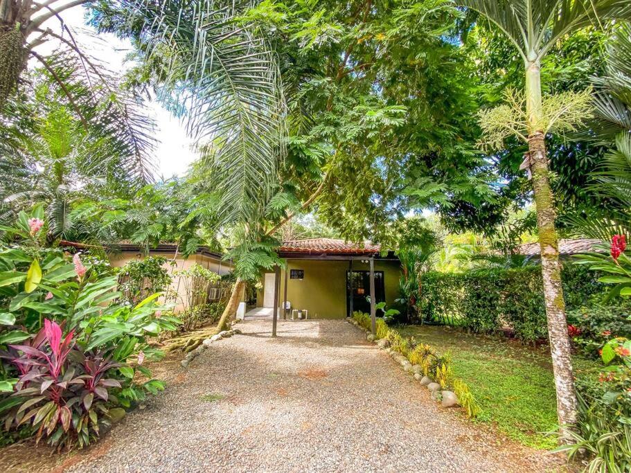Beautiful 2BR Casita with Pool & Parking