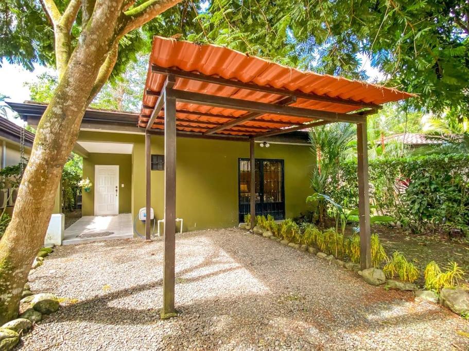 Beautiful 2BR Casita with Pool & Parking
