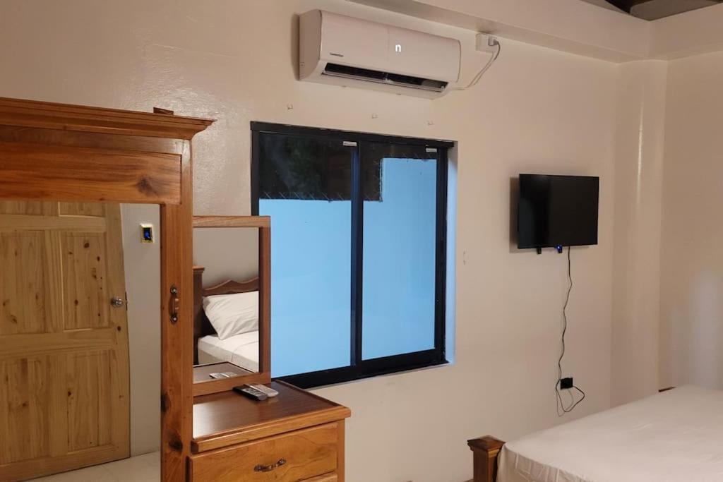 A Modern Escape"Style, Comfort, and Convenience 3 bedroom view 4