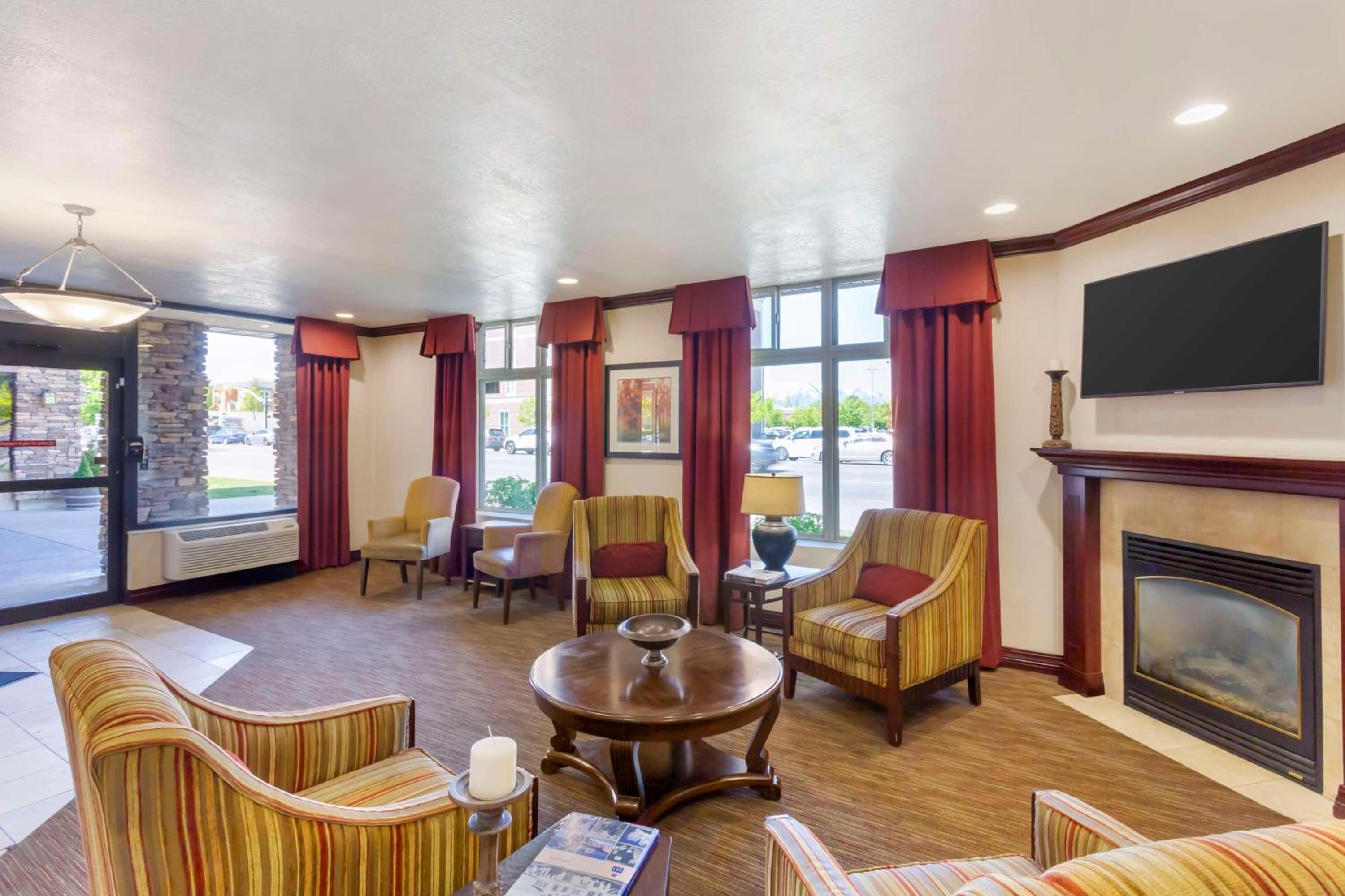 Logan Vacations - Best Western Plus Weston Inn - Property Image 33