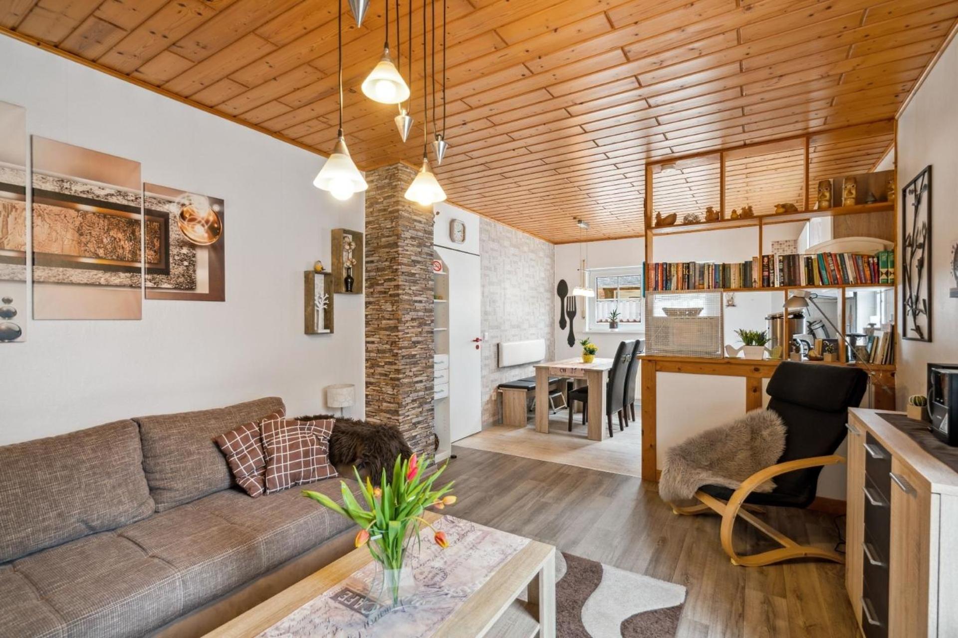 Ferienhaus-Ferienwohnungen Marmann