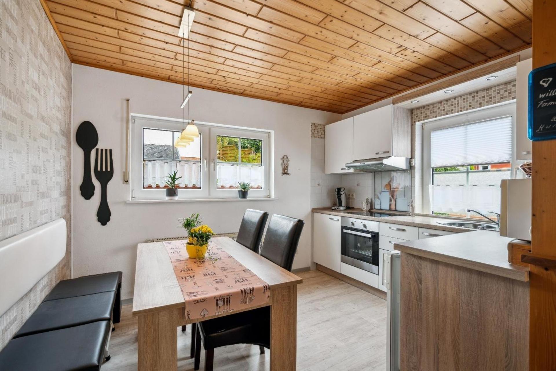 Ferienhaus-Ferienwohnungen Marmann