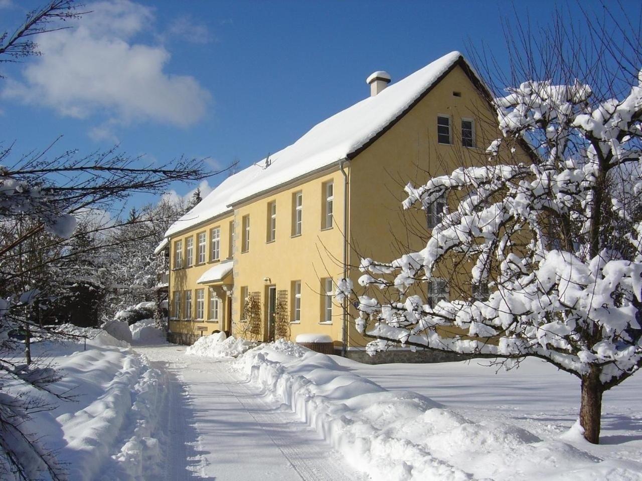 Ferienwohnung Altes Schulhaus in Leithen - Bernried