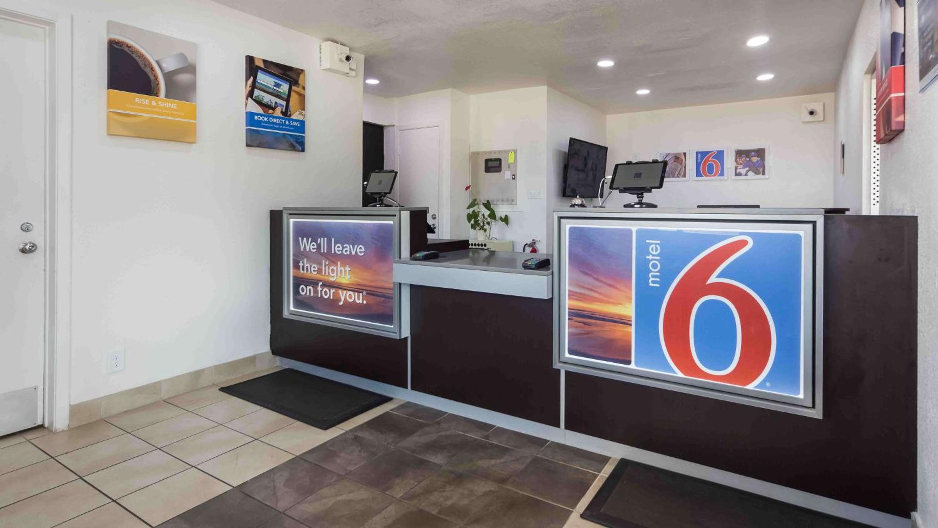 Motel 6-Meridian, MS