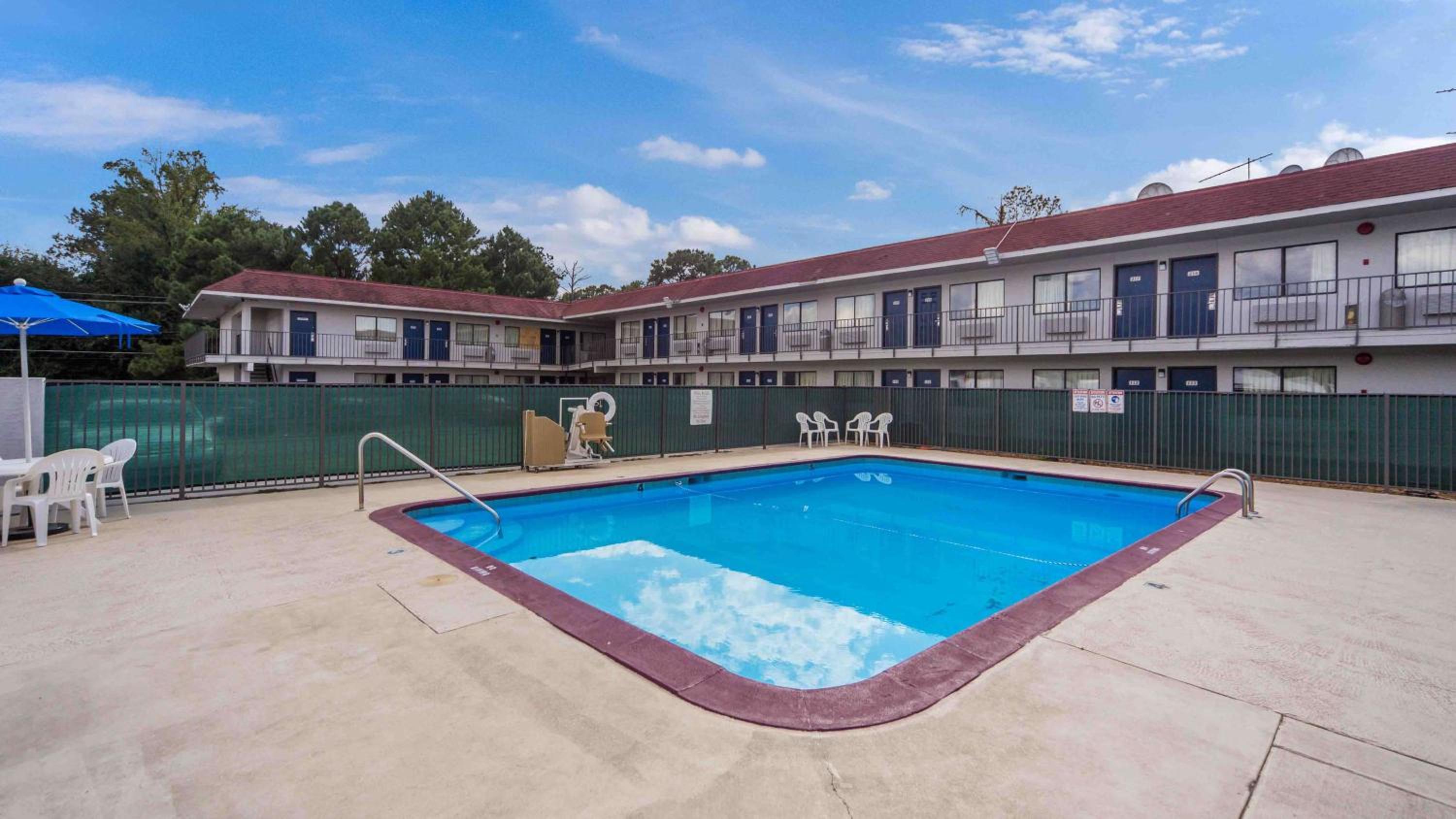 Motel 6-Meridian, MS