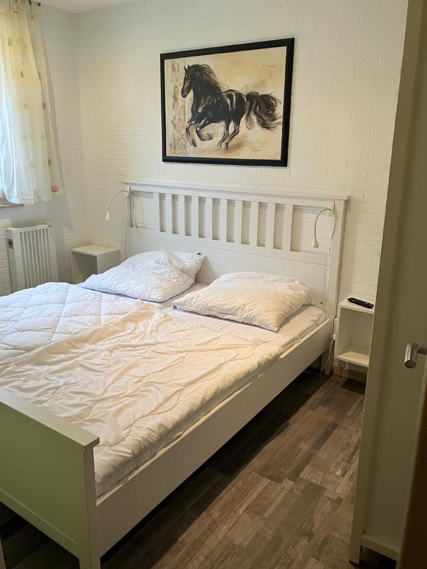 Schönes Ferienhaus in Tossens mit Schönem Garten