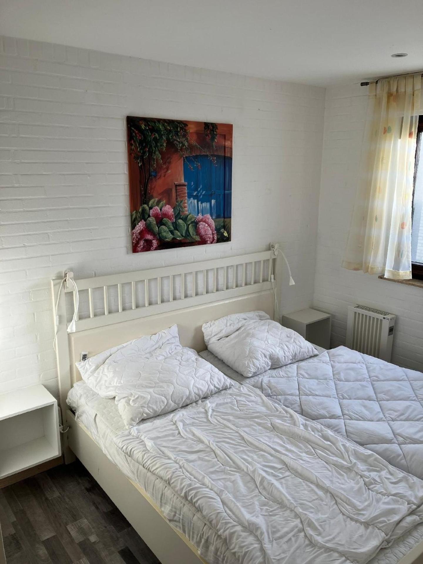 Schönes Ferienhaus in Tossens mit Schönem Garten