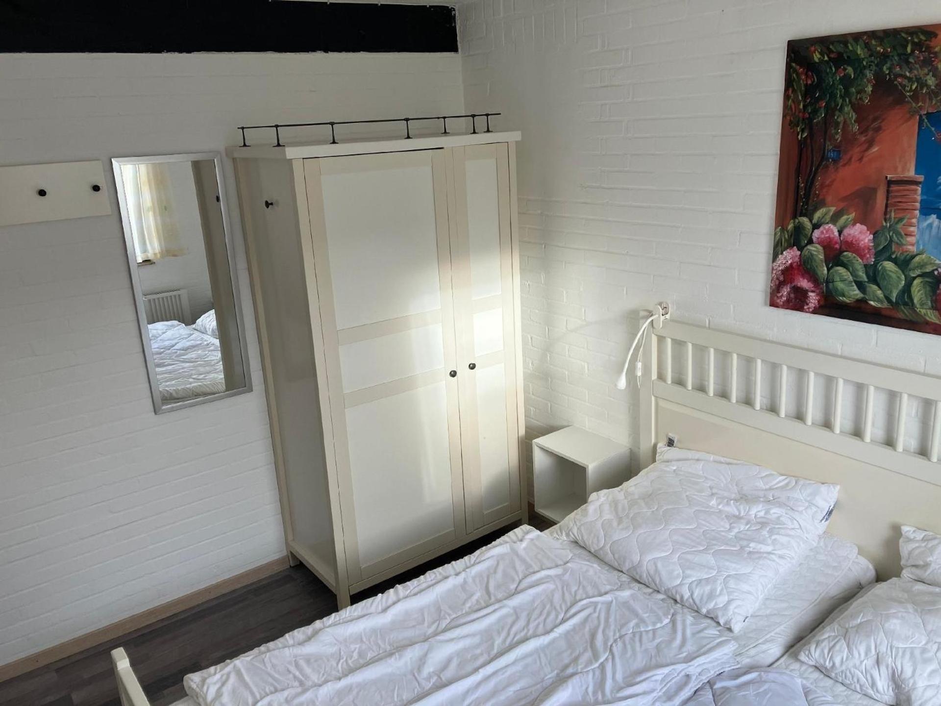 Schönes Ferienhaus in Tossens mit Schönem Garten
