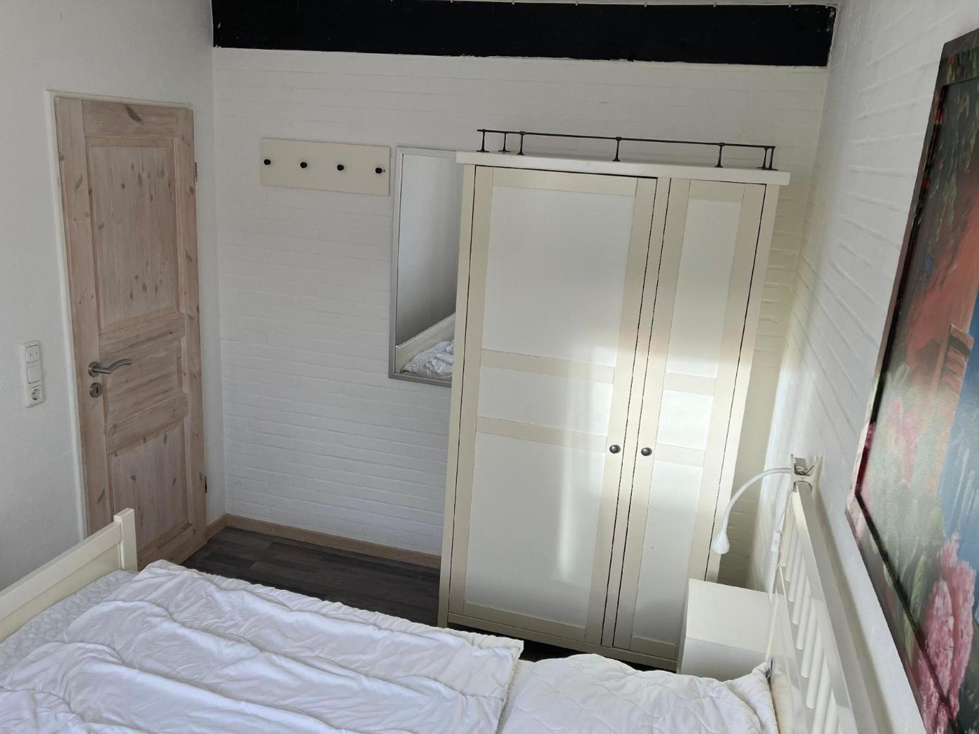 Schönes Ferienhaus in Tossens mit Schönem Garten