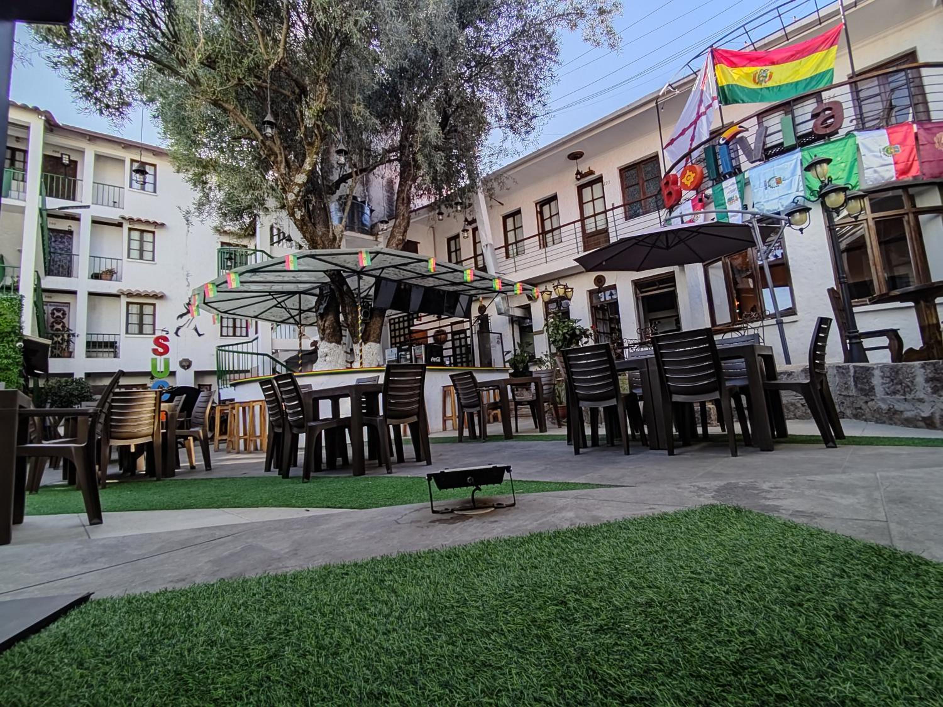 Culta Hostel & Cultural Center