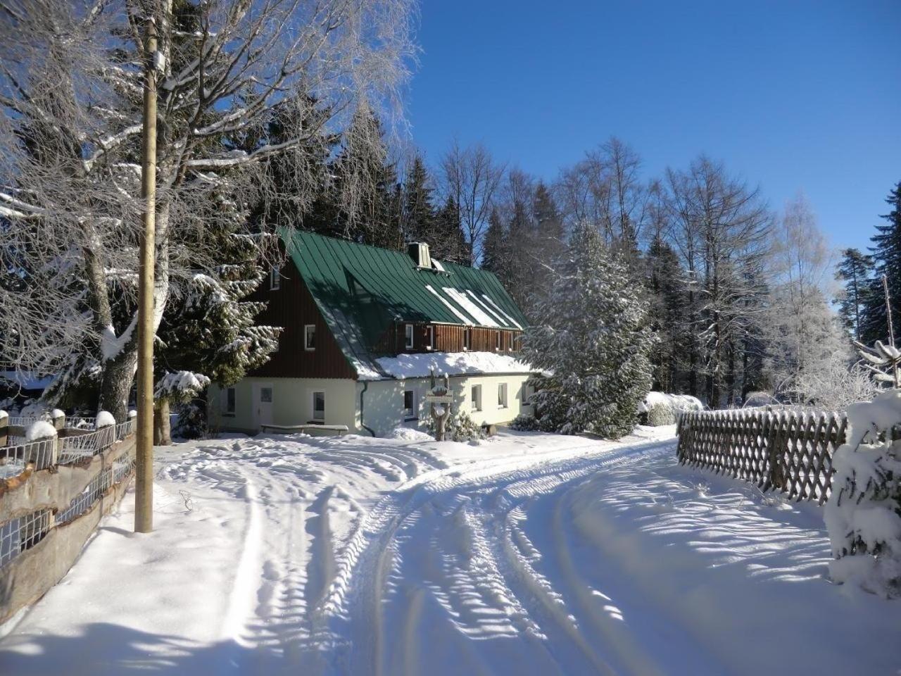 Ferienhaus in Grünheide mit Eigenem Grill