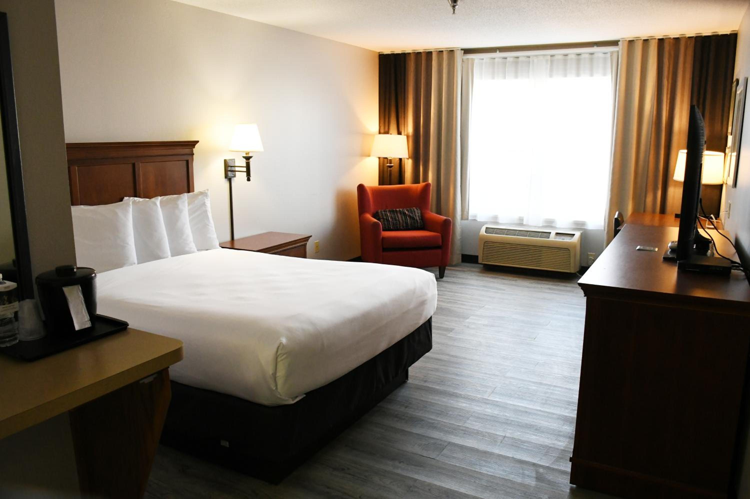 HARMONY INN & SUITES view 5