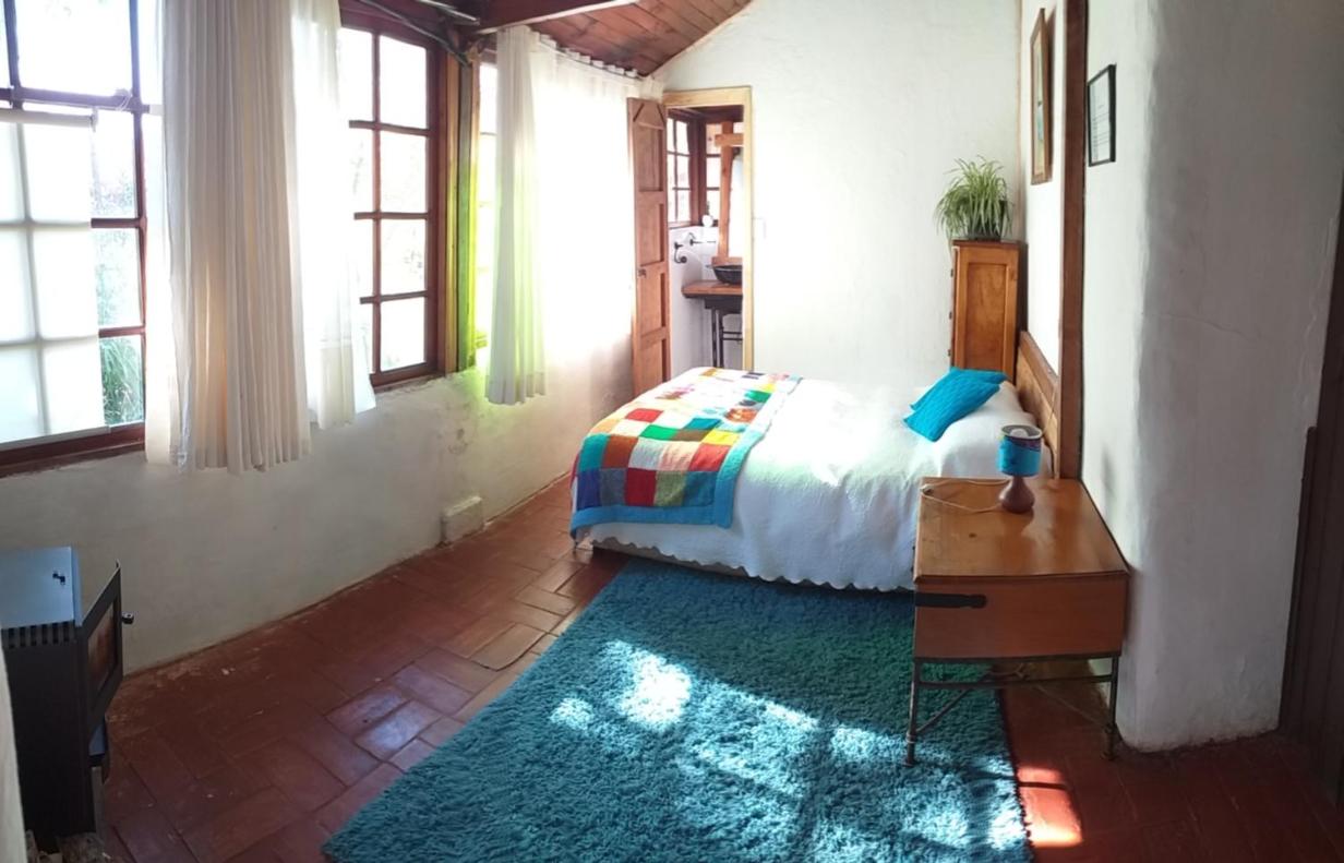 La Casa de Adobe Natural y Más