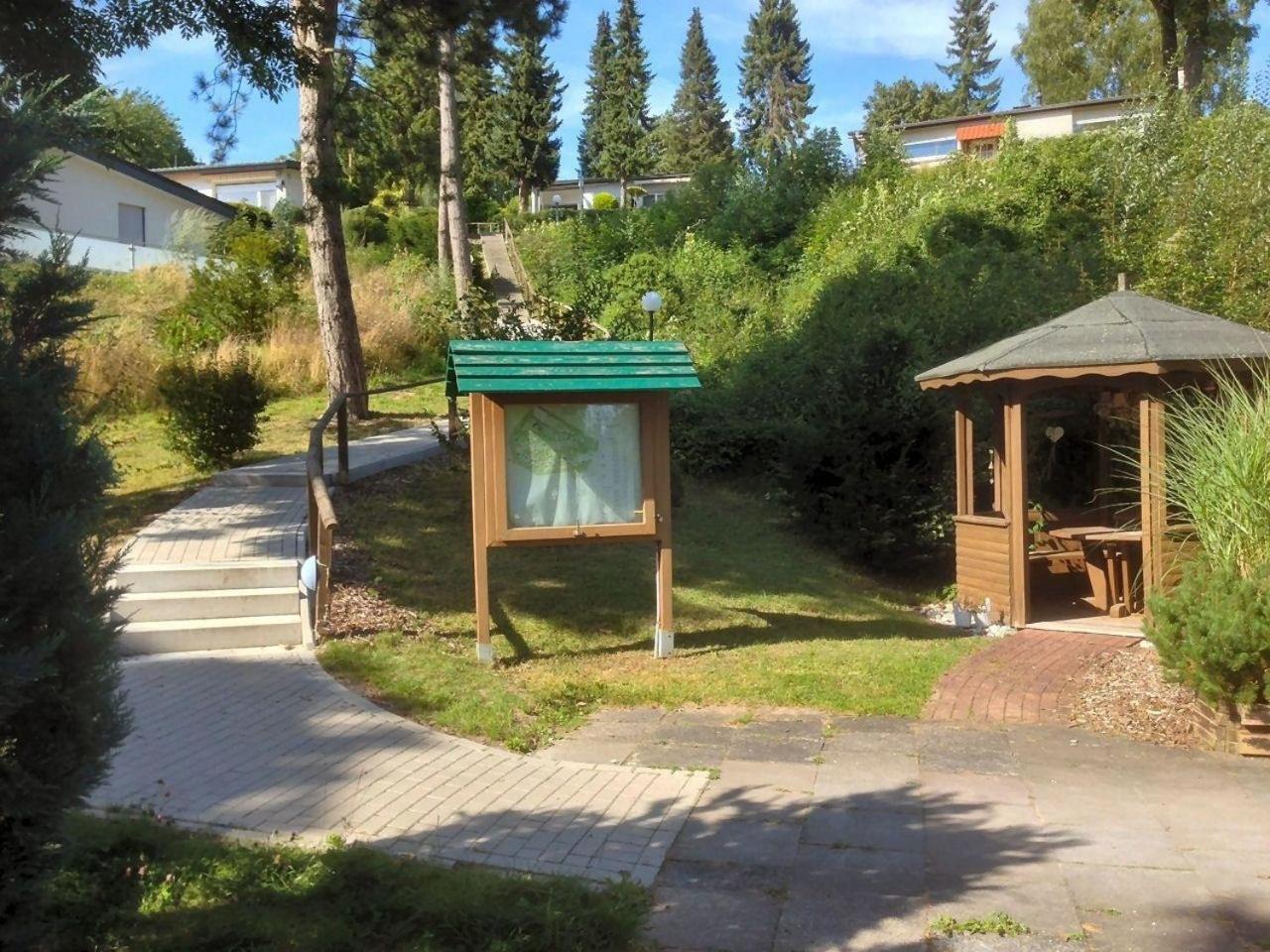 Modern ausgestattetes Ferienhaus mit möblierter Südhang-Terrasse im Altenautal