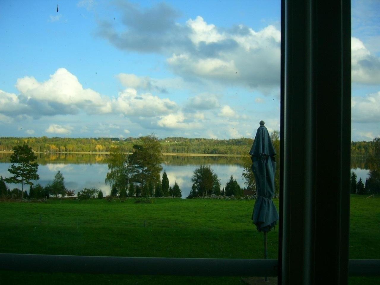Haus mit toller Aussicht an einem schönen See