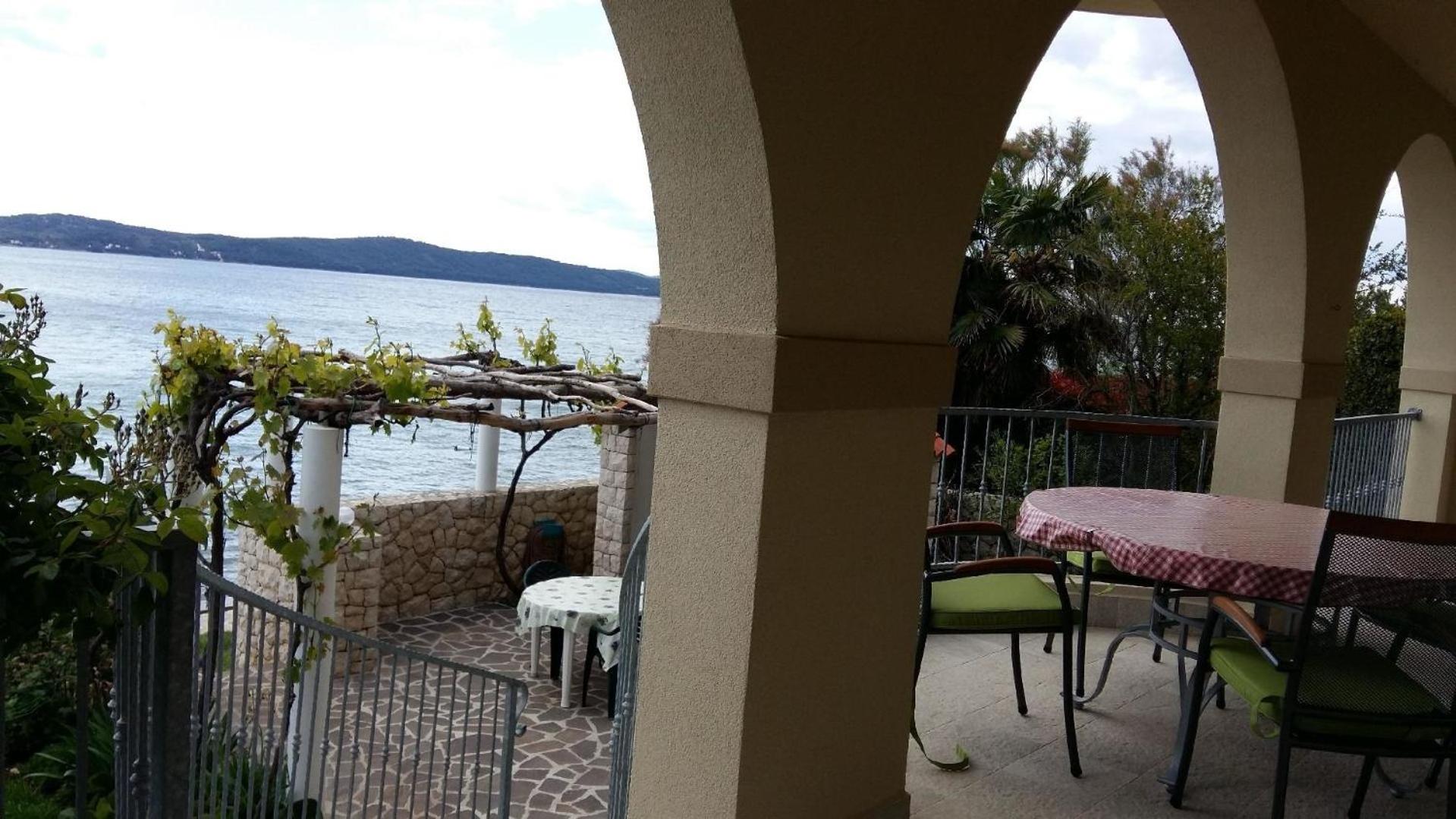 Geräumiges Ferienwohnung im Erdgeschoss mit zwei Schlafzimmern für sechs Personen photo 4