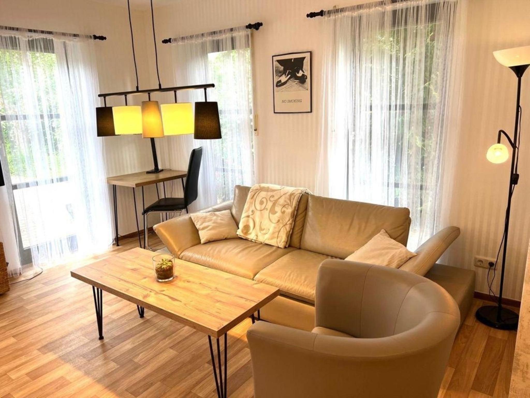 Geräumige Wohnung in Bad Elster mit Terrasse, Garten und Grill