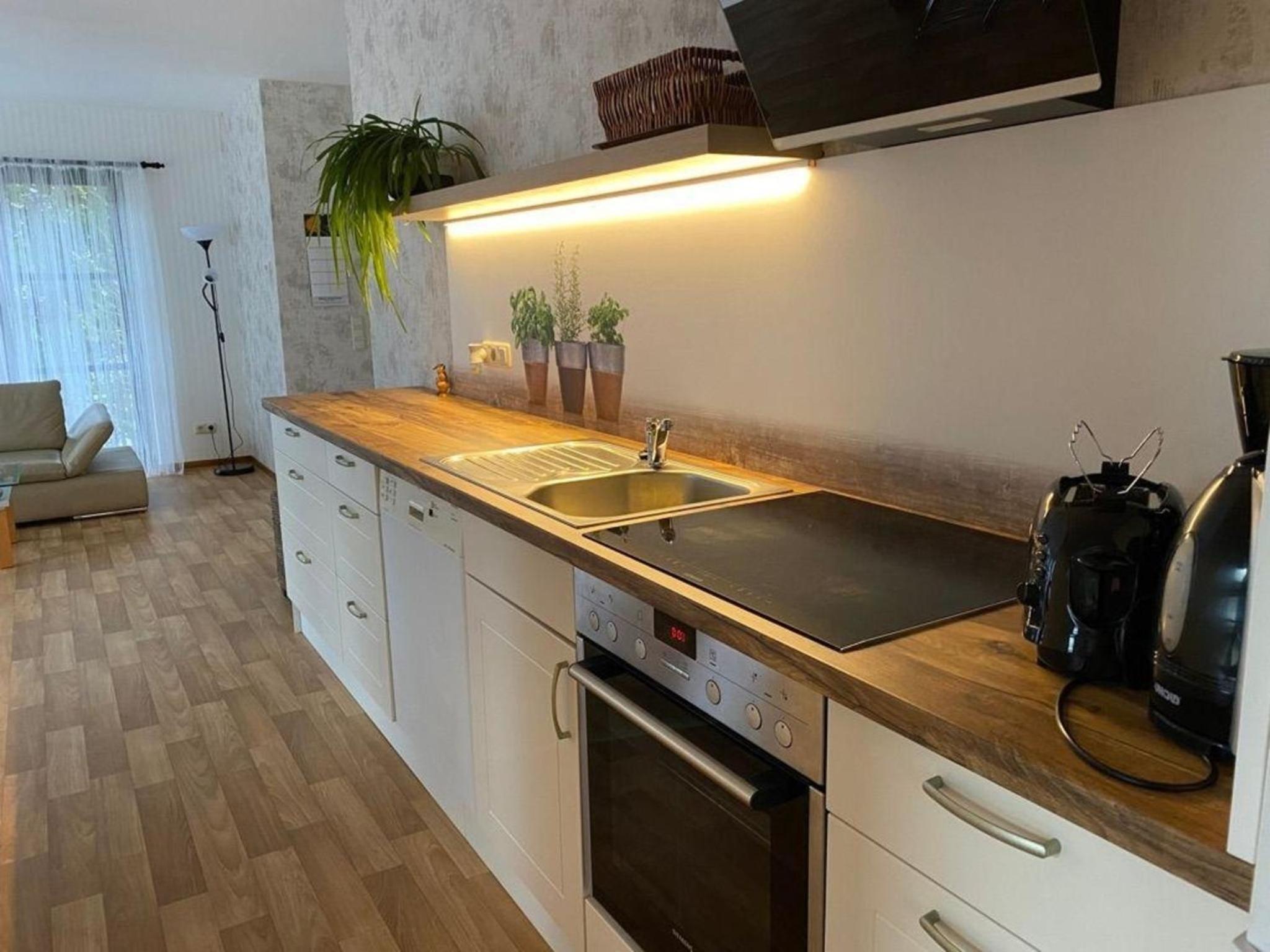 Geräumige Wohnung in Bad Elster mit Terrasse, Garten und Grill