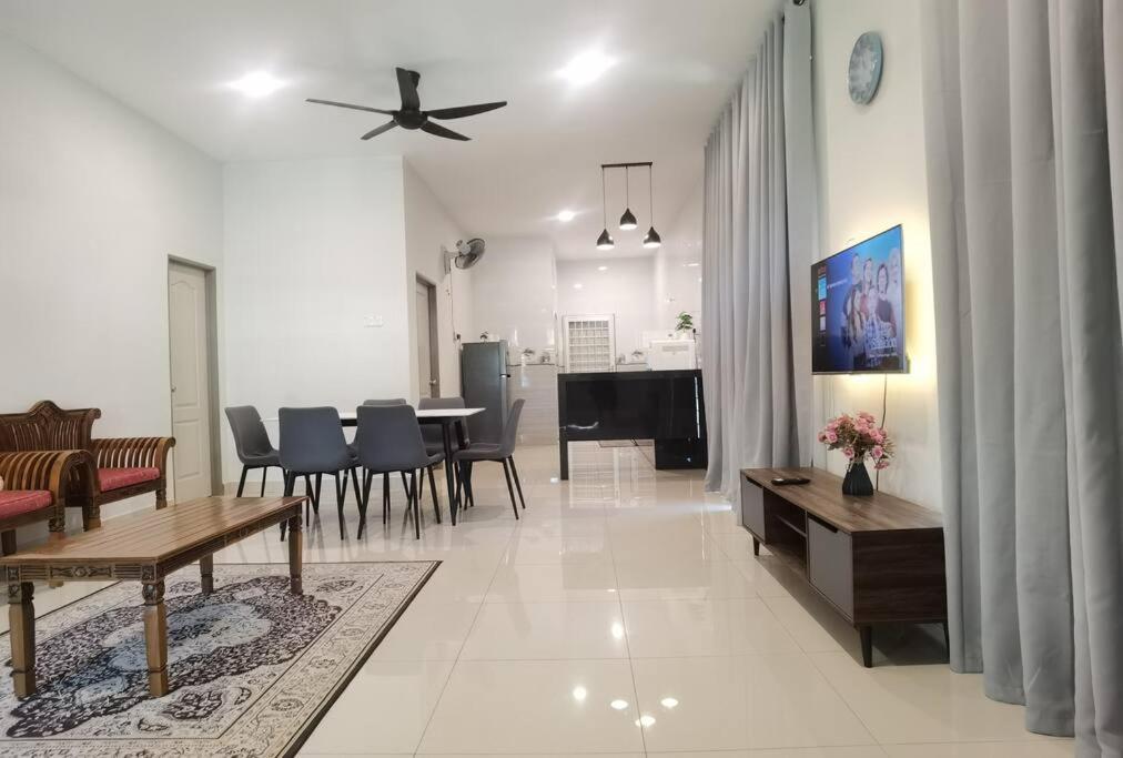 ST Damai 2 Homestay Seberang Takir photo 7