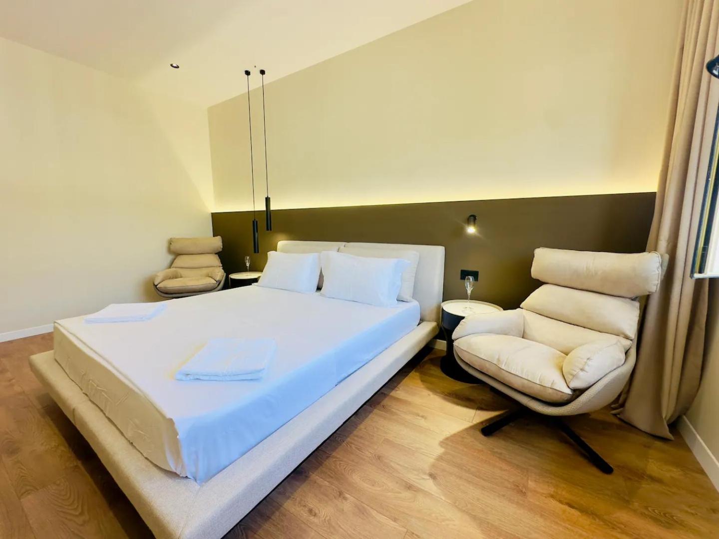 Sea View Luxury Penthouse,3rooms