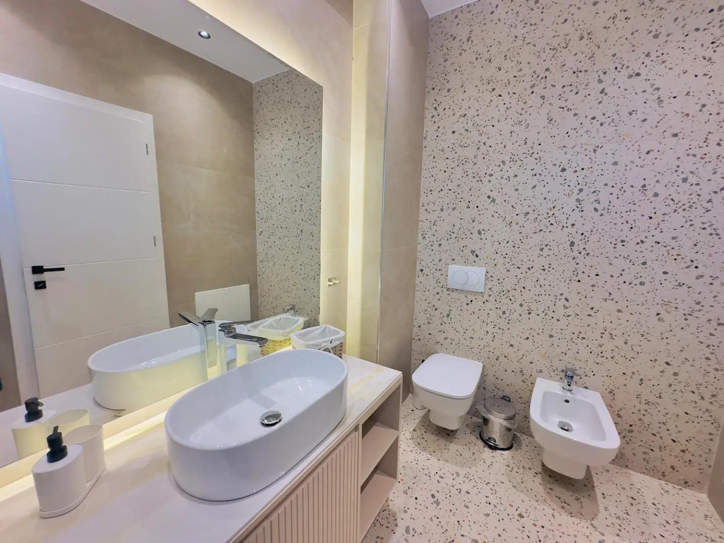 Sea View Luxury Penthouse,3rooms