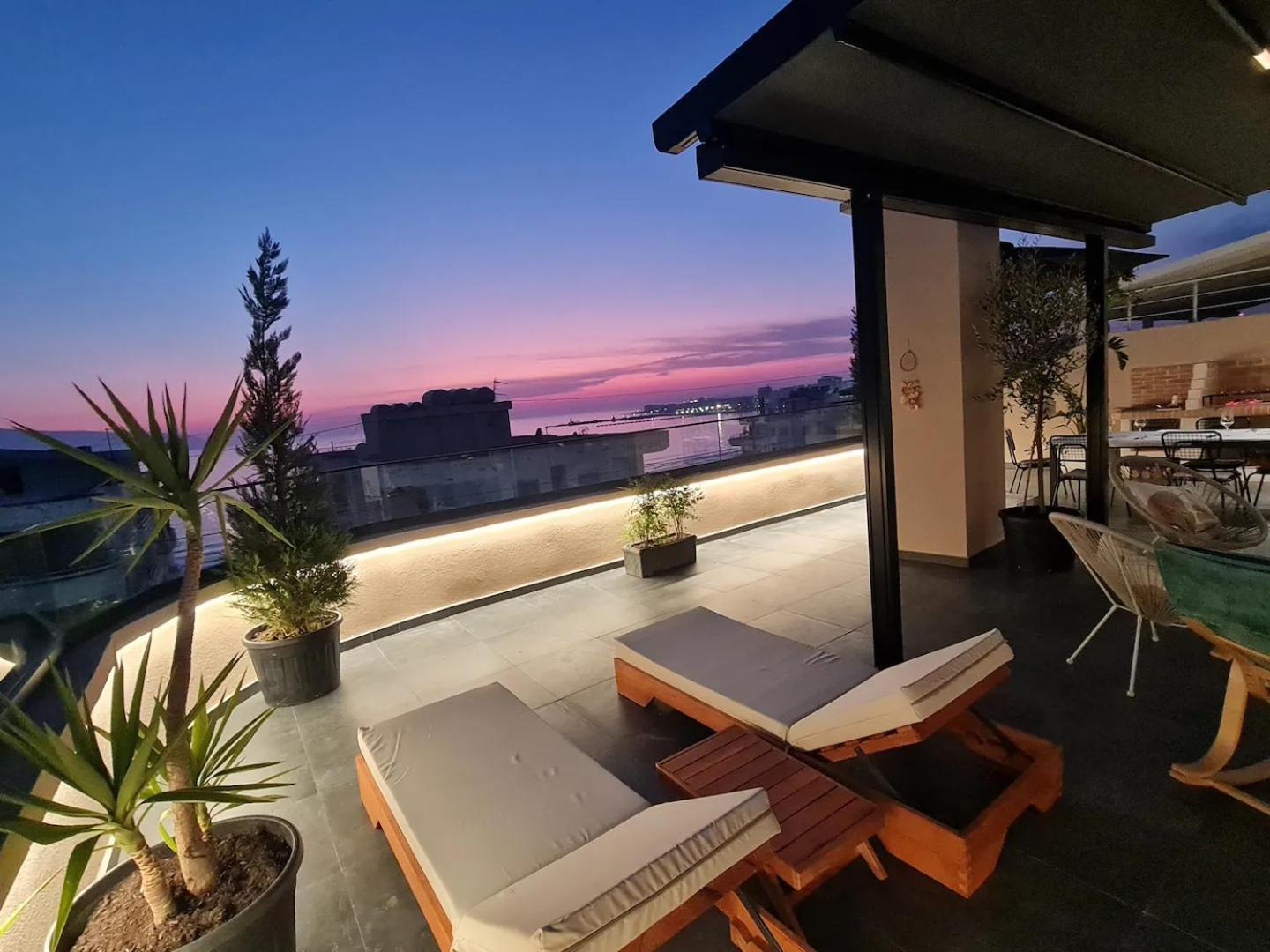 Sea View Luxury Penthouse,3rooms