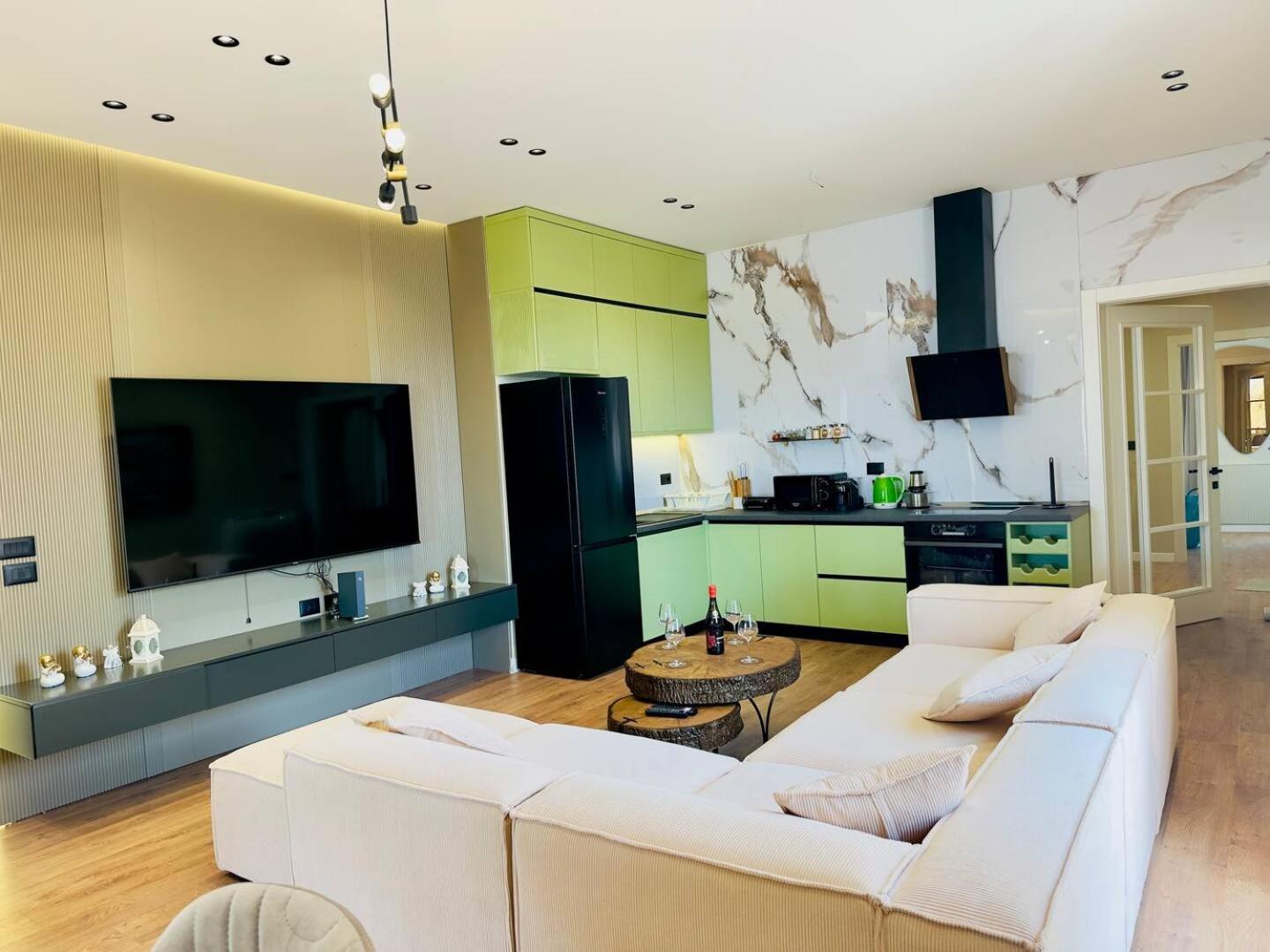 Sea View Luxury Penthouse,3rooms
