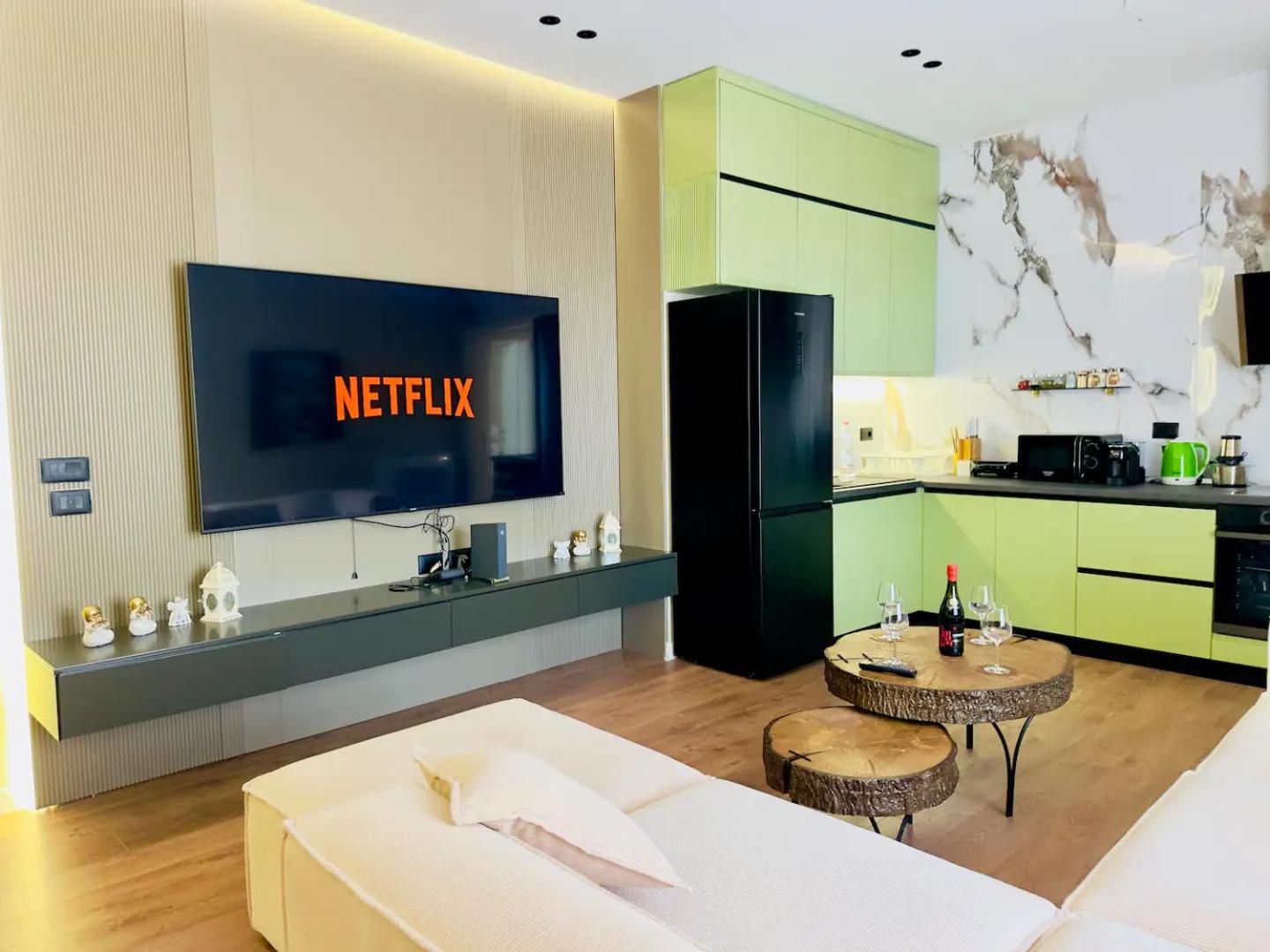 Sea View Luxury Penthouse,3rooms