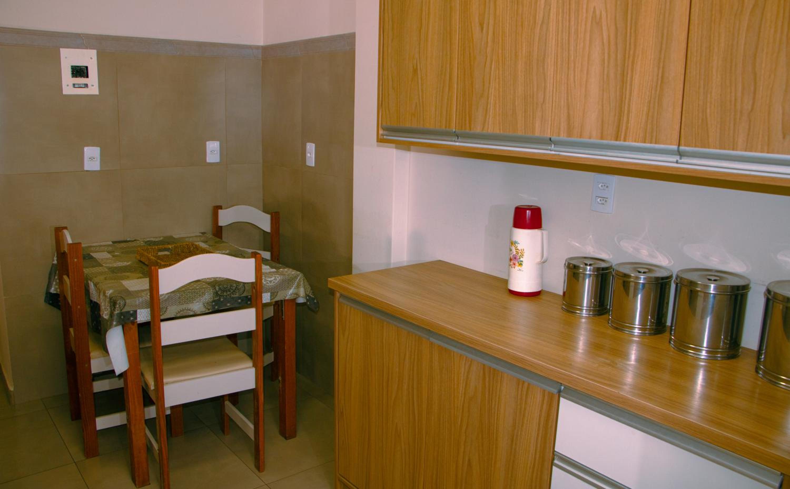 Apartamento 6 pessoas - próximo ao mar - Wi-fi - Netflix - 1TVs Smart